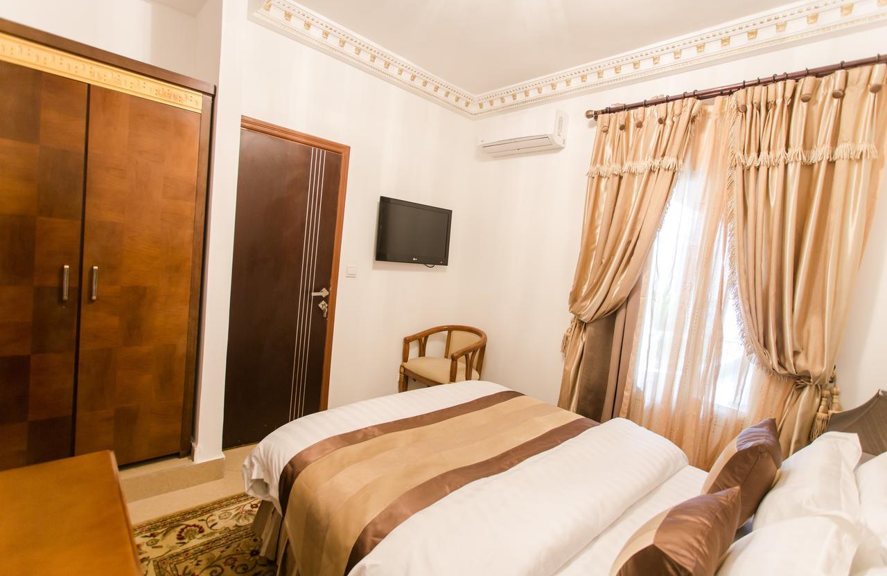 Residence Hoteliere Le Jomonia Libreville Exterior photo