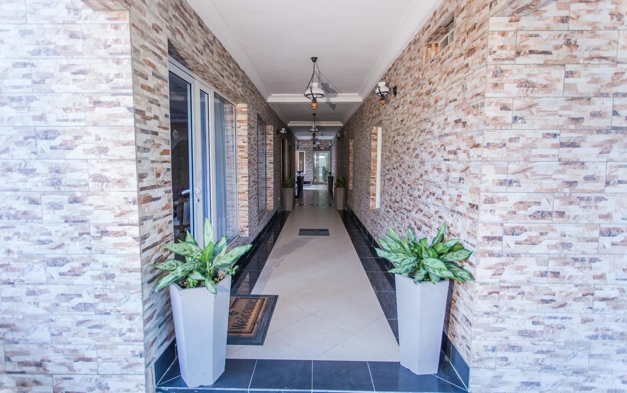 Residence Hoteliere Le Jomonia Libreville Exterior photo