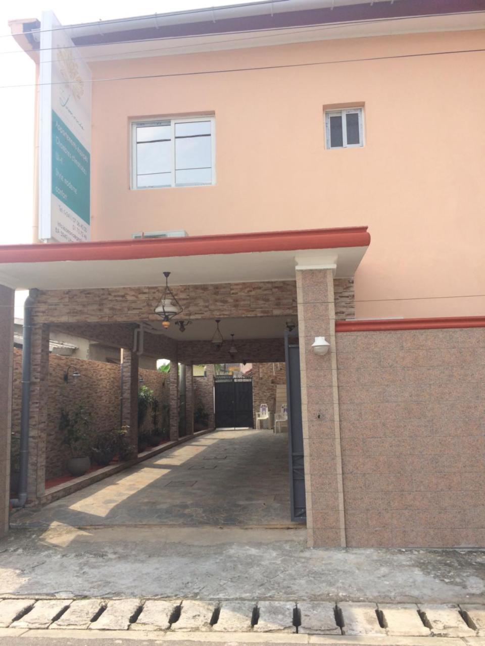 Residence Hoteliere Le Jomonia Libreville Exterior photo